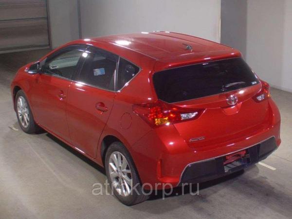 Хэтчбек TOYOTA AURIS год выпуска 2014 цвет красный — фото 2